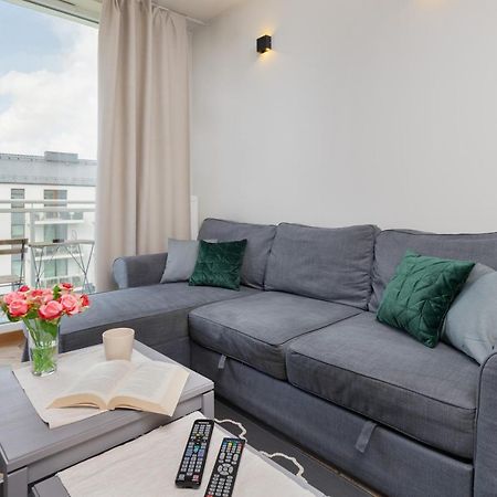 Apartment Mistral Gdynia With Parking By Noclegi Renters Bagian luar foto